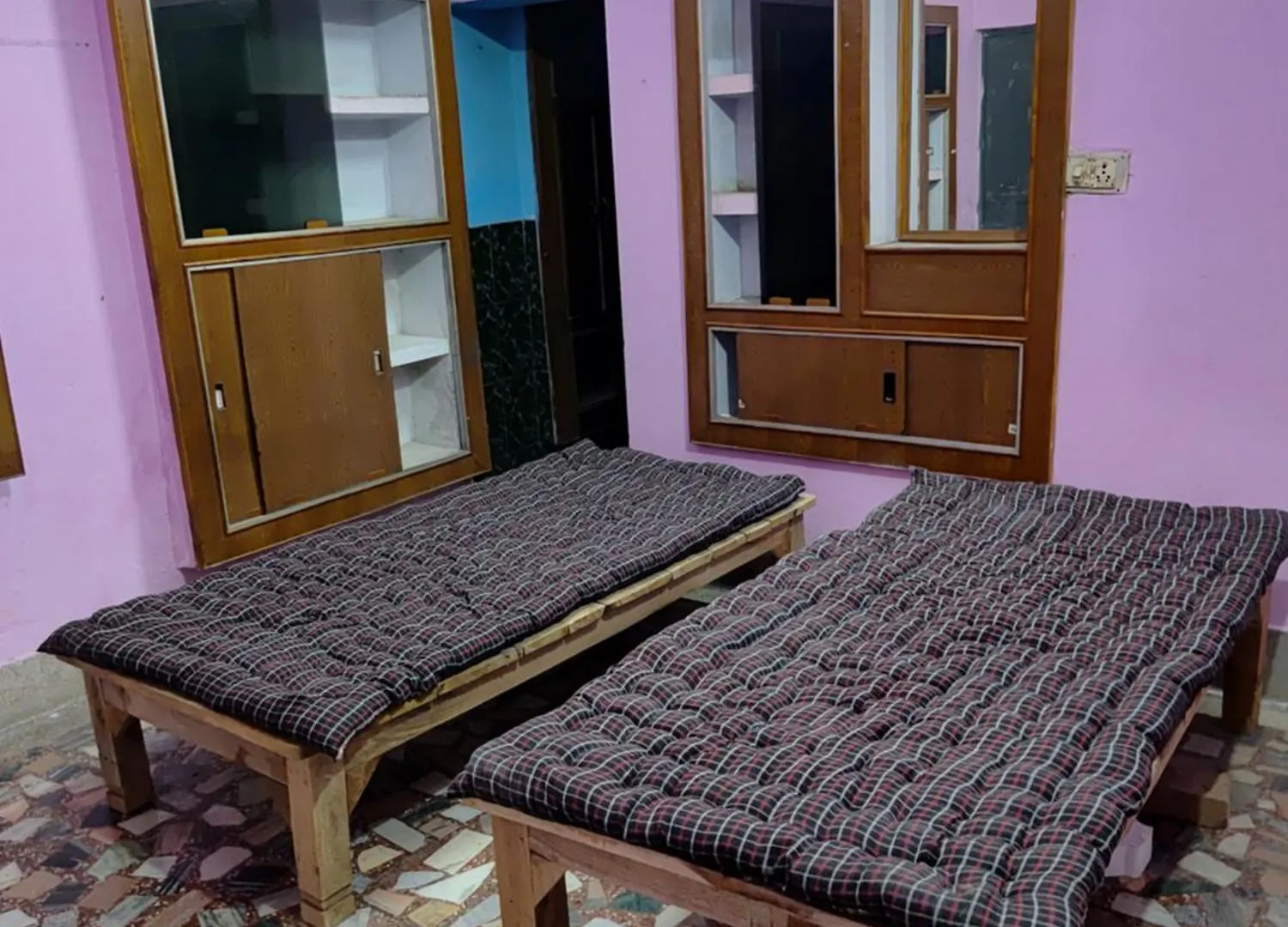 Shree Ji Raj Boy'S Hostel Varanasi India